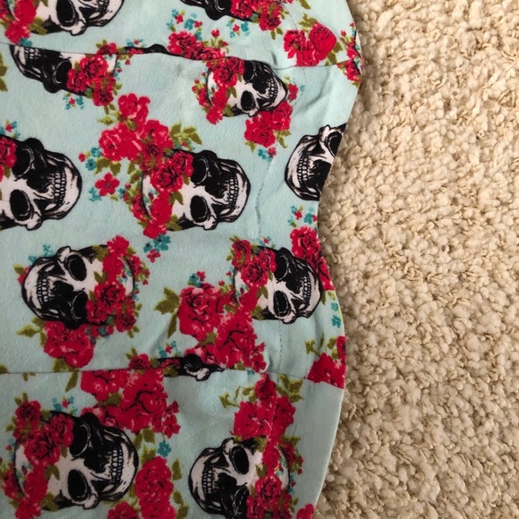 Kirra PacSun Skulls and Roses Peplum Strapless Corset Top  Tube Top - Picture 6 of 15